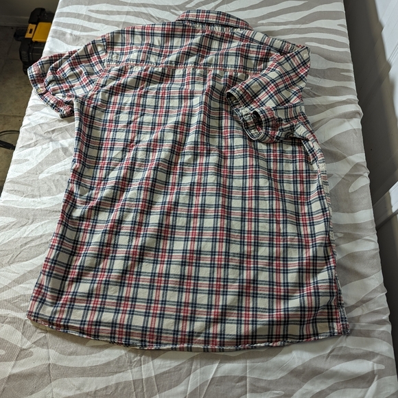 Men's XL Jack And Jones Short Sleeve Button Down Shirt. - Picture 2 of 5